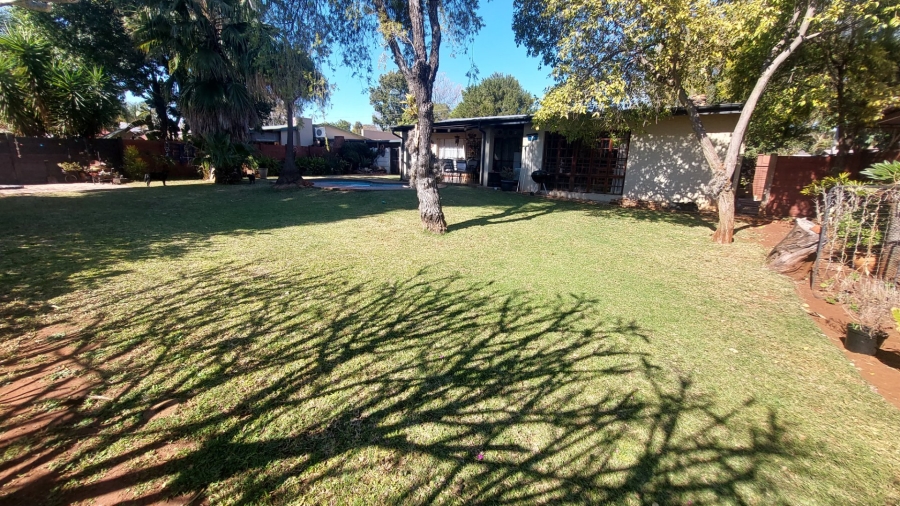 4 Bedroom Property for Sale in Sinoville Gauteng