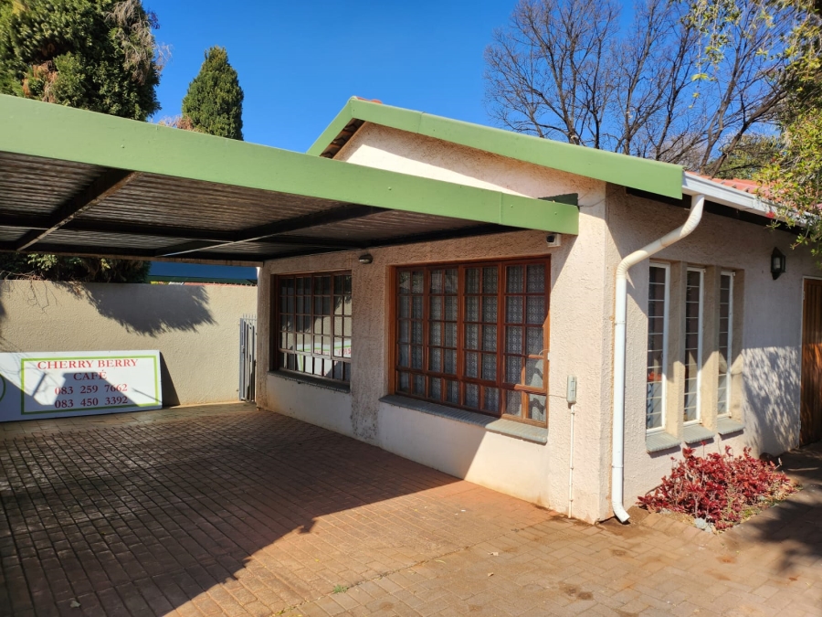 3 Bedroom Property for Sale in Doringkloof Gauteng