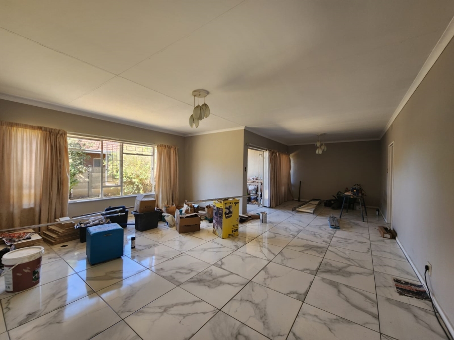 3 Bedroom Property for Sale in Vanderbijlpark SE 2 Gauteng