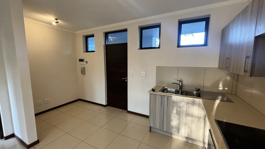 1 Bedroom Property for Sale in Jackal Creek Golf Estate Gauteng