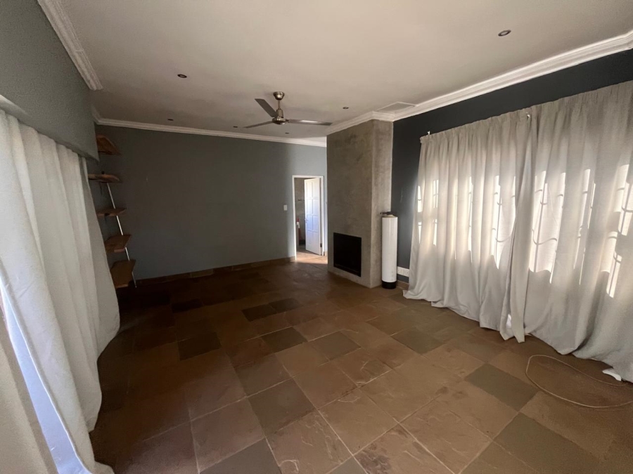 3 Bedroom Property for Sale in Melville Gauteng