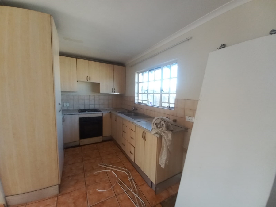 2 Bedroom Property for Sale in Leachville Gauteng