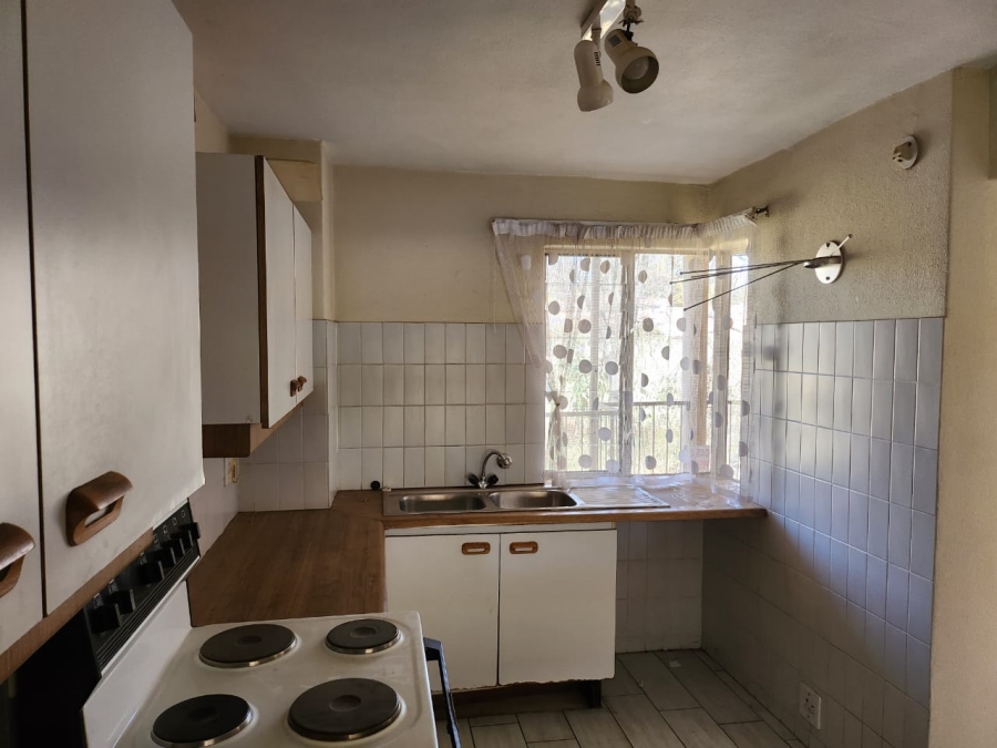 2 Bedroom Property for Sale in Sonneglans Gauteng