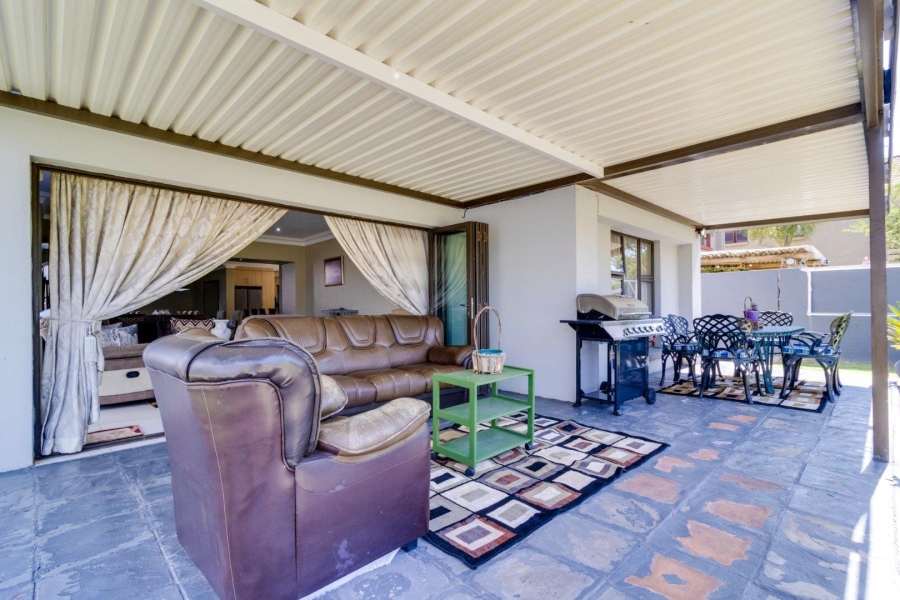 4 Bedroom Property for Sale in Theresa Park Gauteng