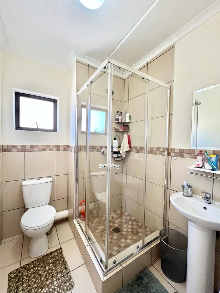 2 Bedroom Property for Sale in Barbeque Downs Gauteng