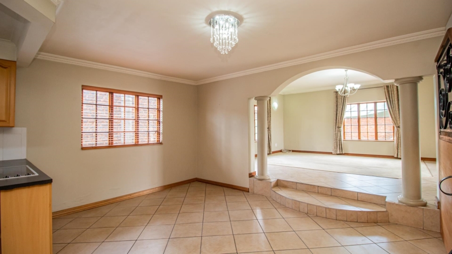 11 Bedroom Property for Sale in Claremont Gauteng