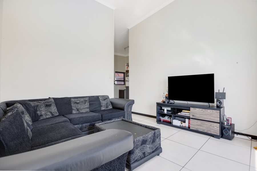 1 Bedroom Property for Sale in Fourways Gauteng