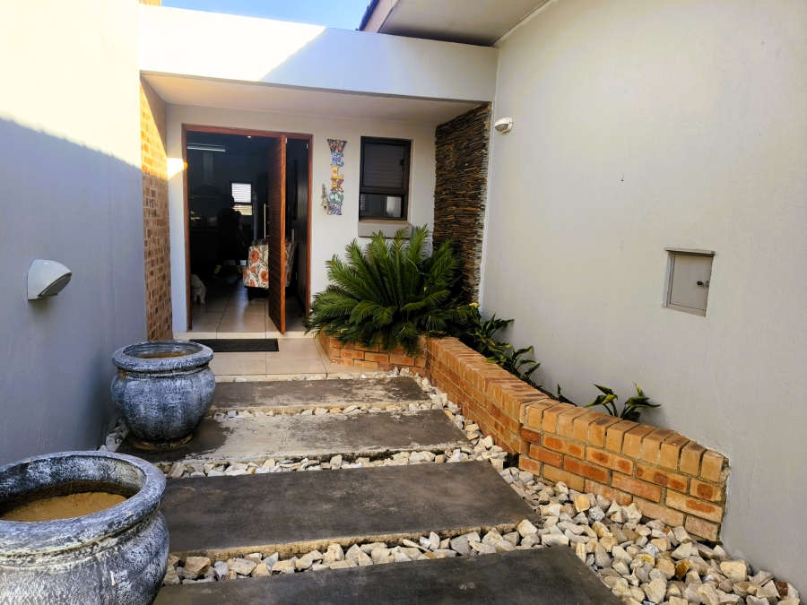 5 Bedroom Property for Sale in Rayton Gauteng