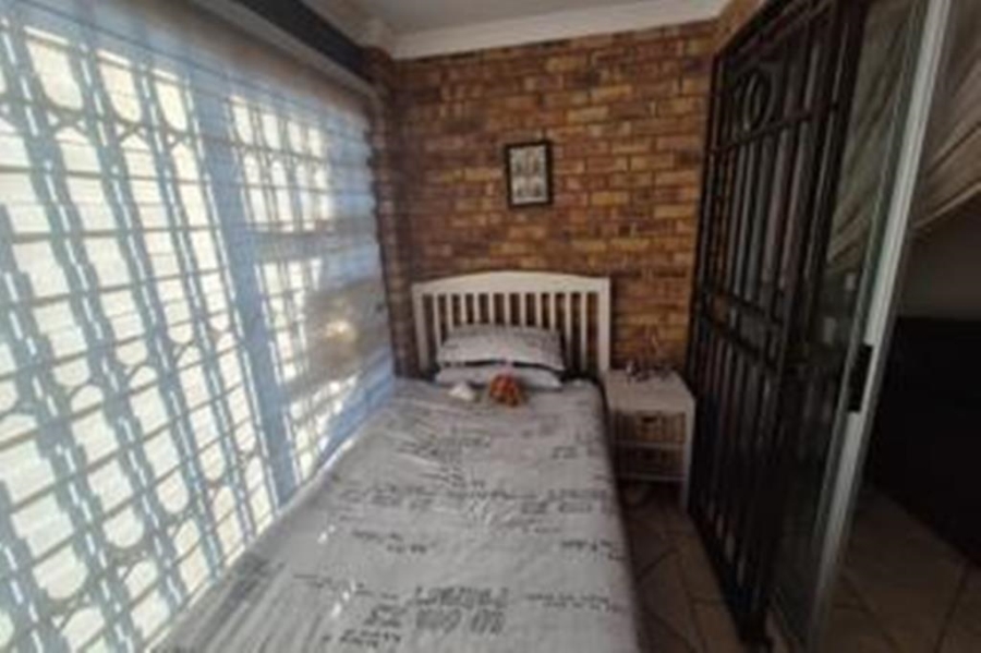 2 Bedroom Property for Sale in Theresa Park Gauteng