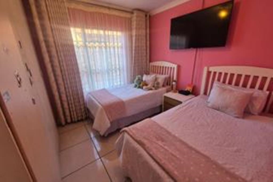 2 Bedroom Property for Sale in Theresa Park Gauteng