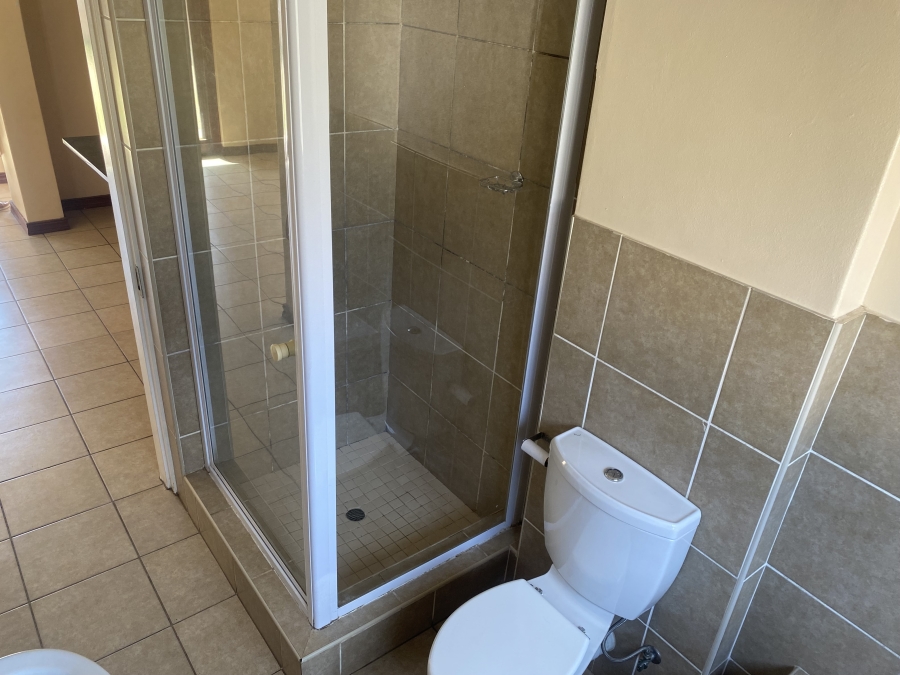 2 Bedroom Property for Sale in Montana Gauteng