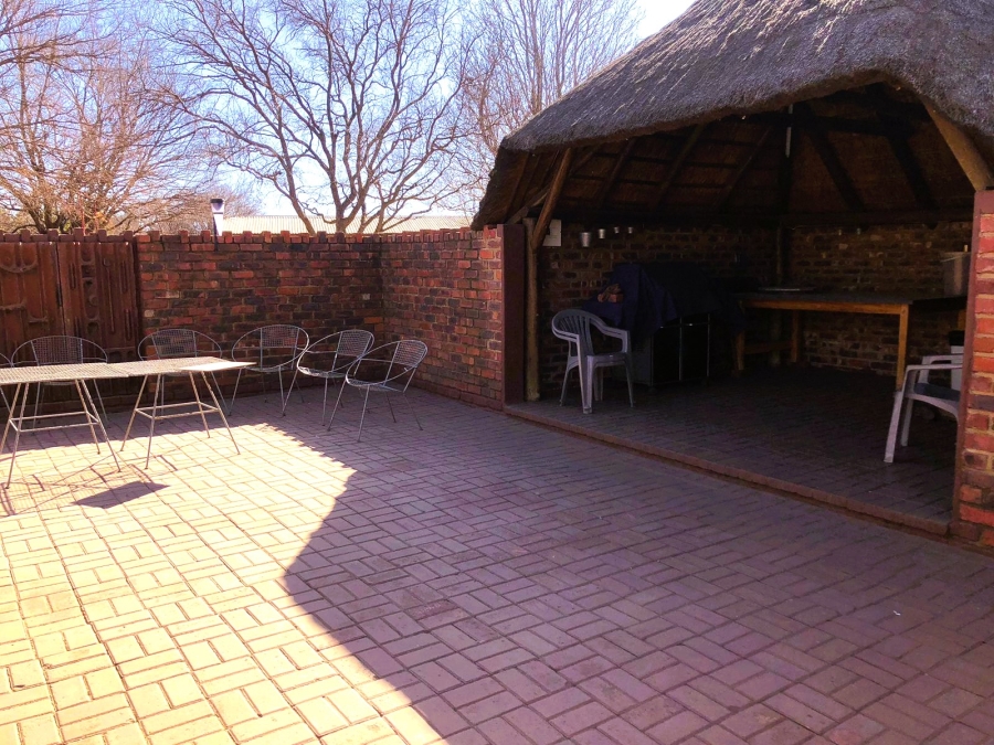 3 Bedroom Property for Sale in Van Der Merwes Kroon Gauteng