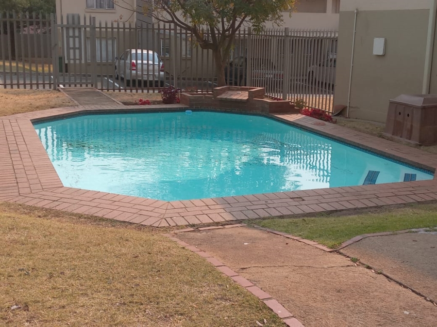 2 Bedroom Property for Sale in Eden Glen Gauteng