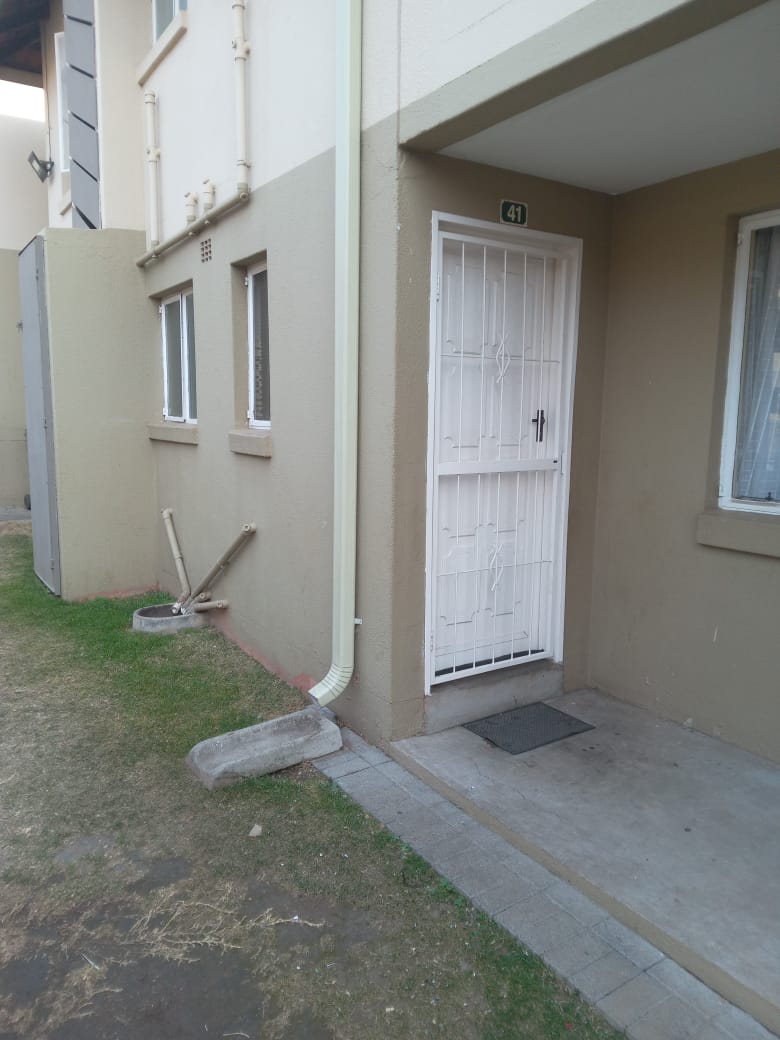 2 Bedroom Property for Sale in Eden Glen Gauteng