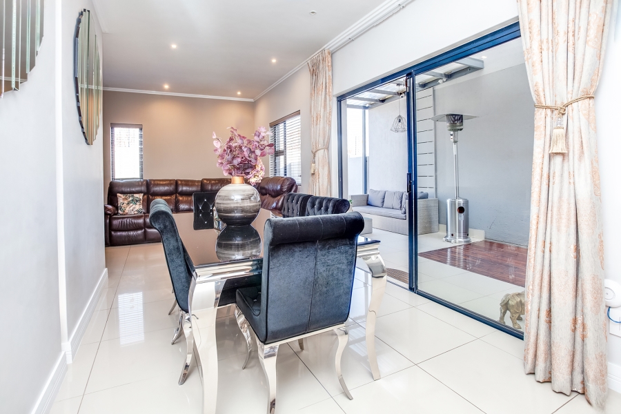 3 Bedroom Property for Sale in Bryanston Gauteng