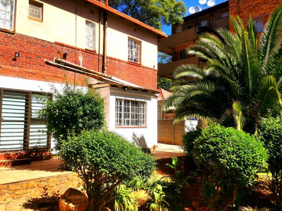 4 Bedroom Property for Sale in Bellevue East Gauteng