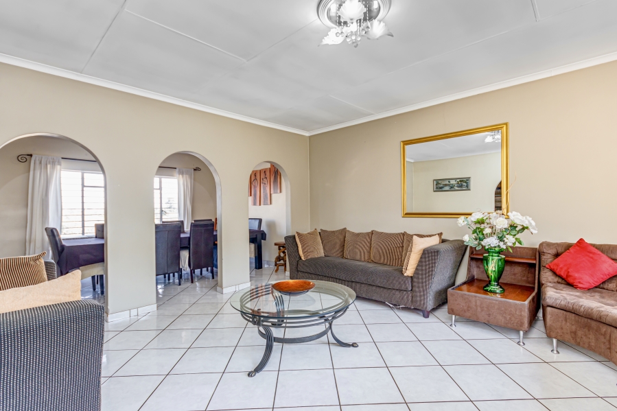 4 Bedroom Property for Sale in Sunninghill Gauteng