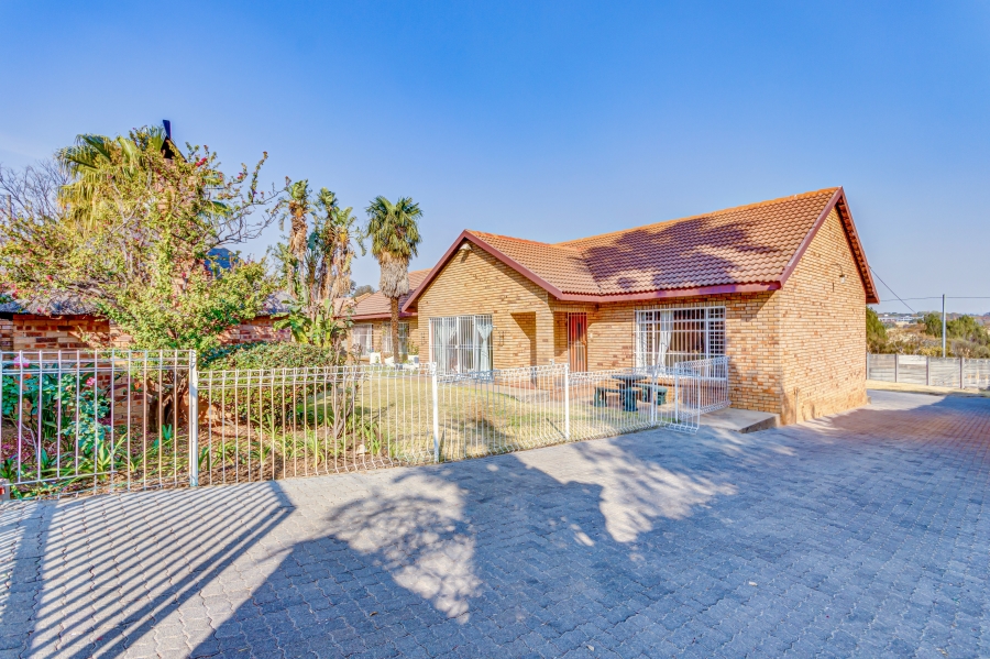 4 Bedroom Property for Sale in Sunninghill Gauteng