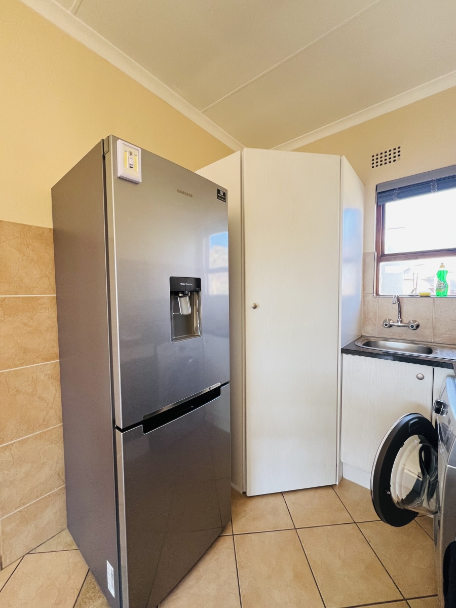 1 Bedroom Property for Sale in Northwold Gauteng