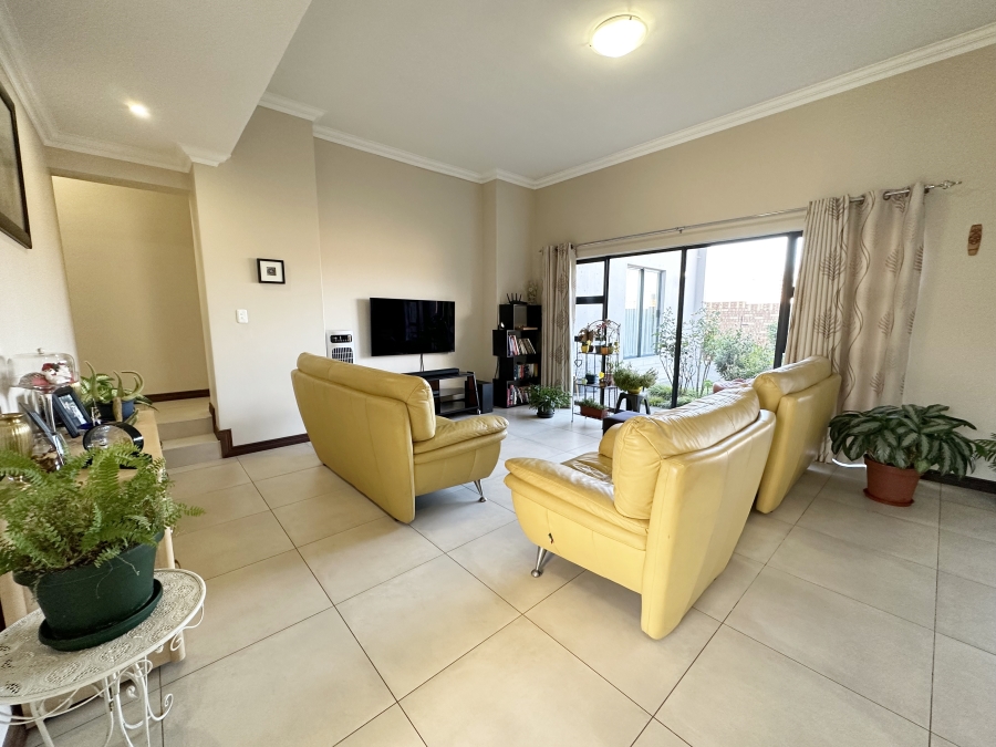 3 Bedroom Property for Sale in Midstream Meadows Gauteng