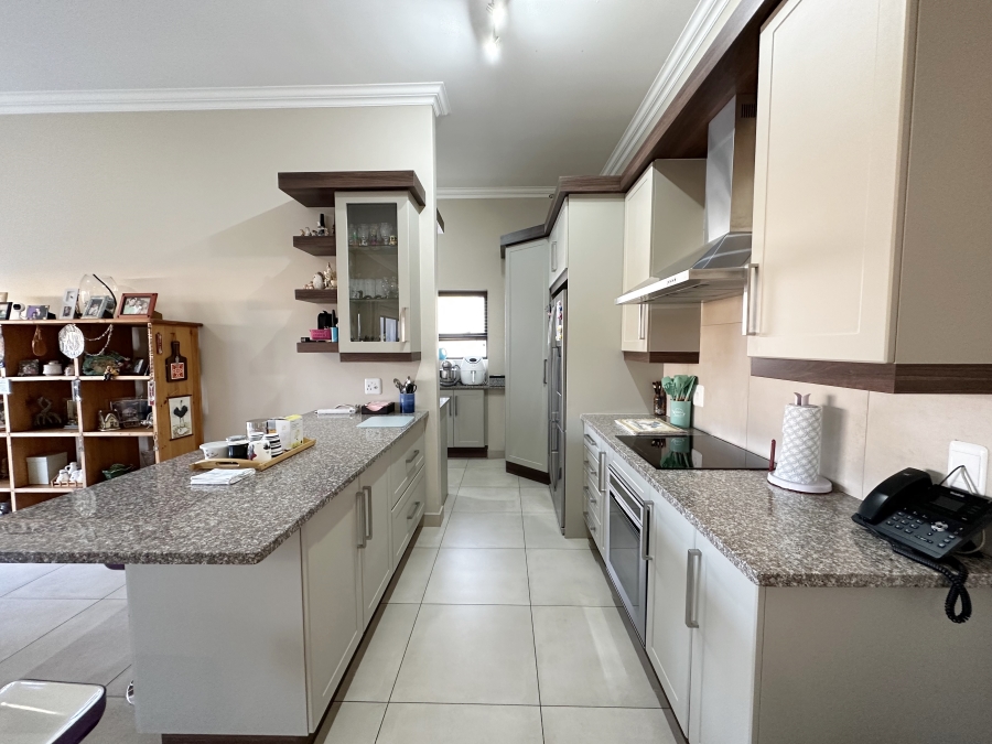 3 Bedroom Property for Sale in Midstream Meadows Gauteng