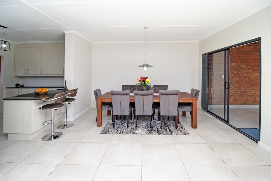 3 Bedroom Property for Sale in Blackheath Gauteng