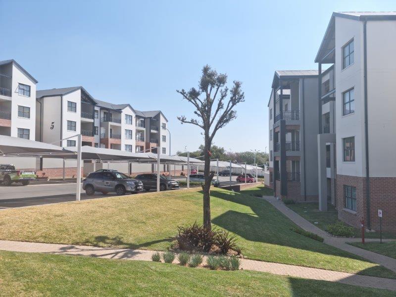 To Let 1 Bedroom Property for Rent in North Riding Gauteng