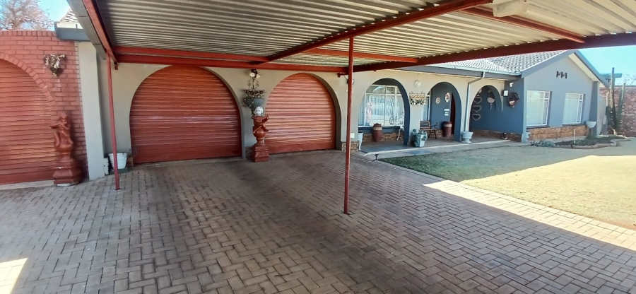 3 Bedroom Property for Sale in Welverdiend Gauteng