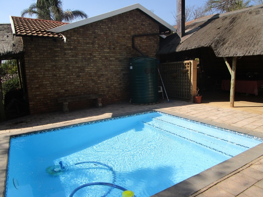 3 Bedroom Property for Sale in Noordheuwel Gauteng