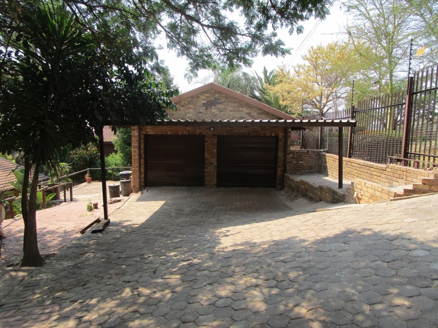 3 Bedroom Property for Sale in Noordheuwel Gauteng