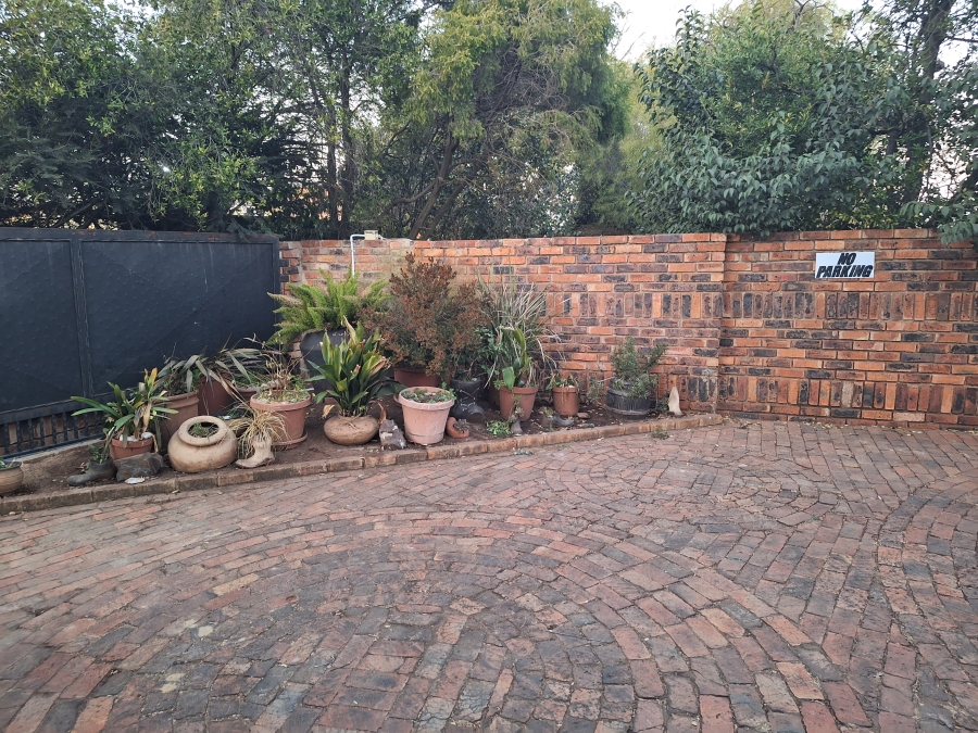 3 Bedroom Property for Sale in Meyerton Central Gauteng