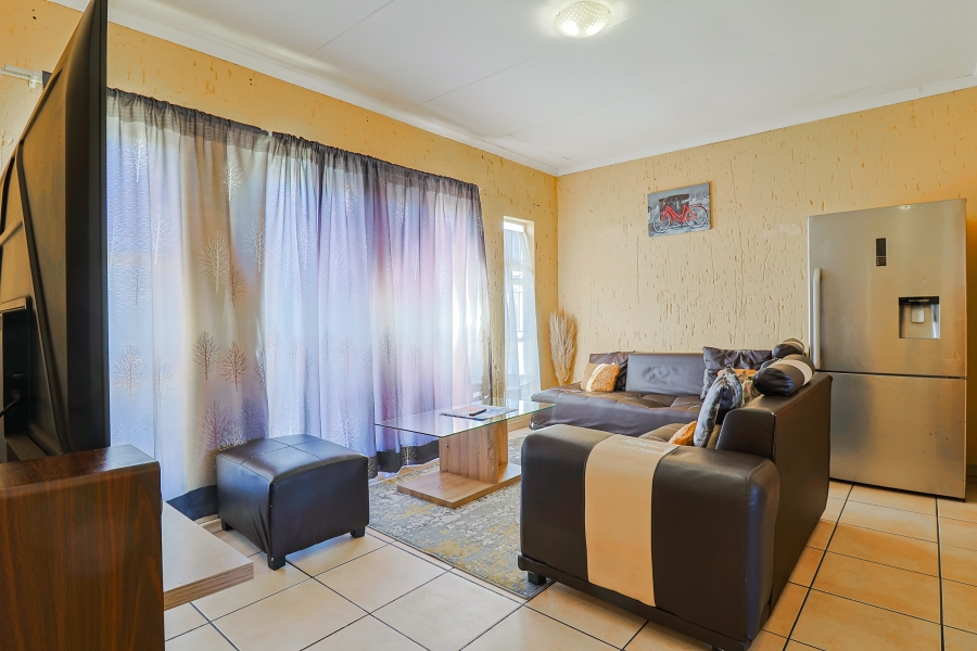 2 Bedroom Property for Sale in Ormonde Gauteng