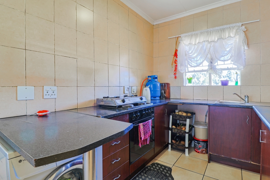 2 Bedroom Property for Sale in Ormonde Gauteng