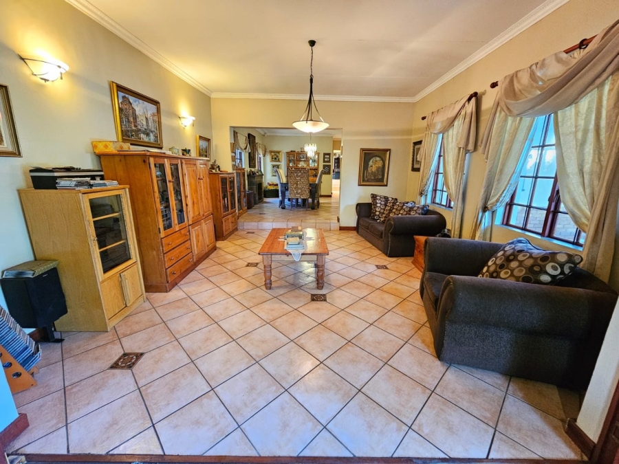 4 Bedroom Property for Sale in Magalieskruin Gauteng