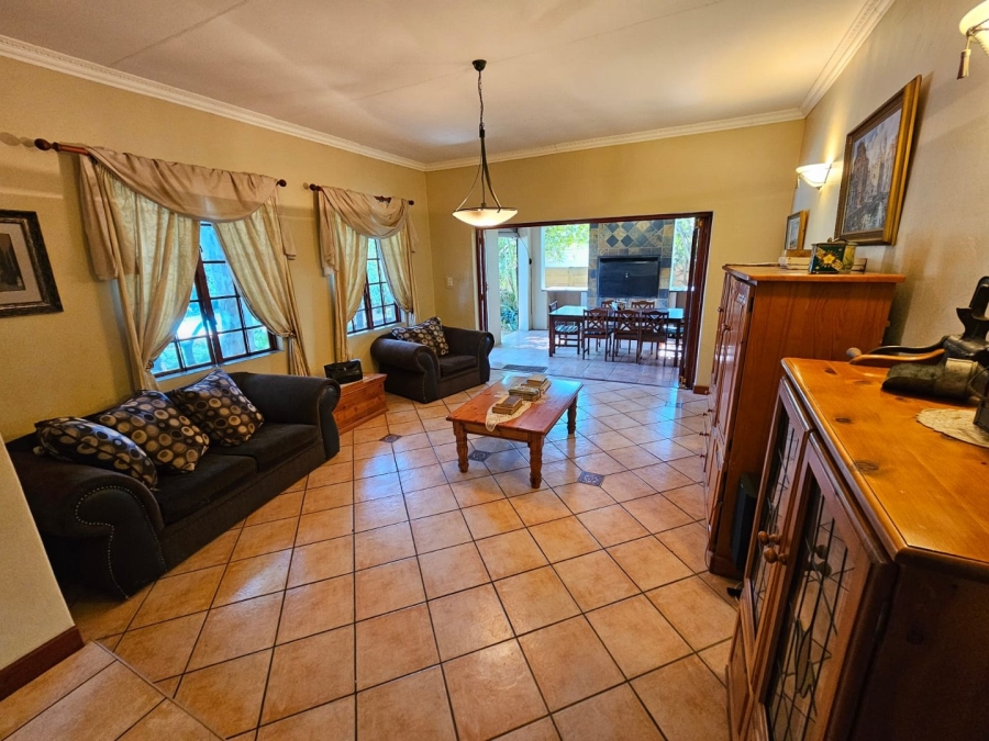 4 Bedroom Property for Sale in Magalieskruin Gauteng