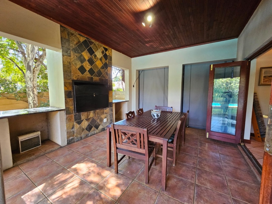 4 Bedroom Property for Sale in Magalieskruin Gauteng