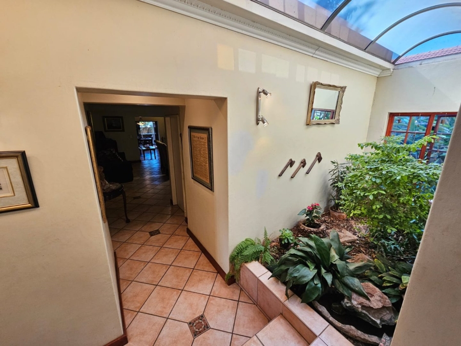 4 Bedroom Property for Sale in Magalieskruin Gauteng