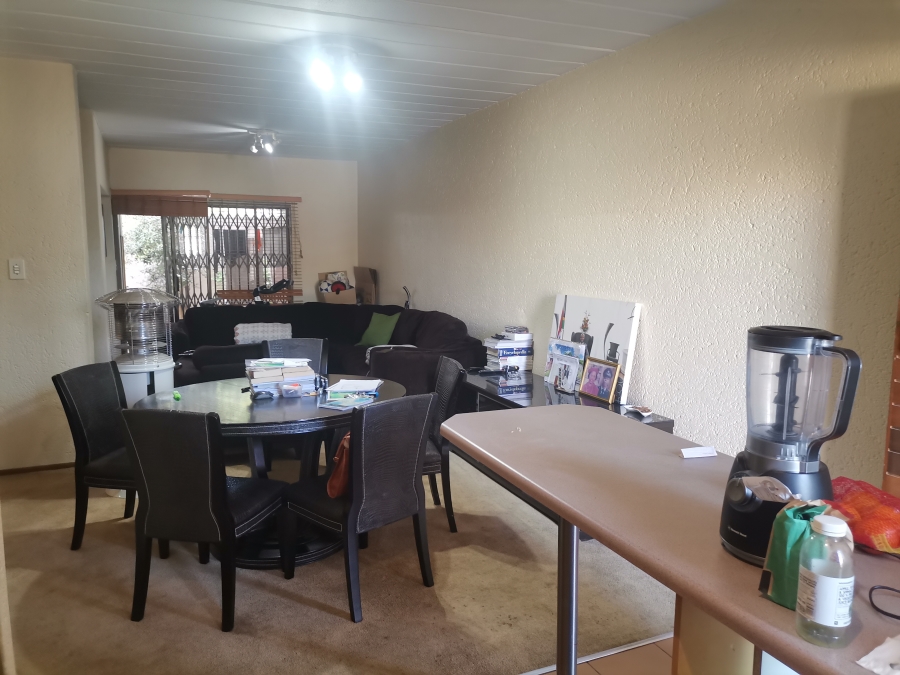 2 Bedroom Property for Sale in Woodmead Gauteng