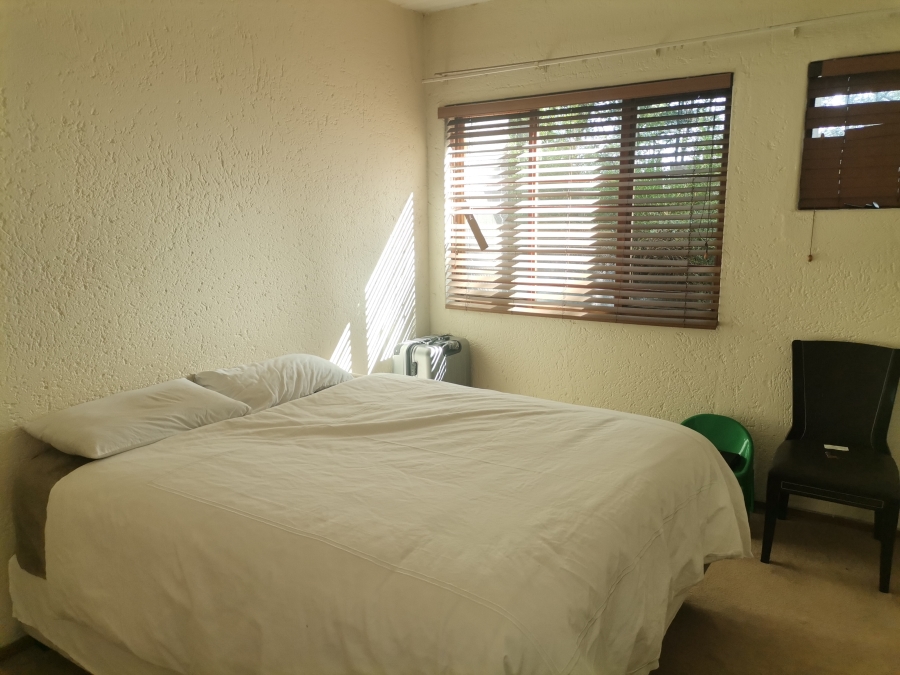 2 Bedroom Property for Sale in Woodmead Gauteng