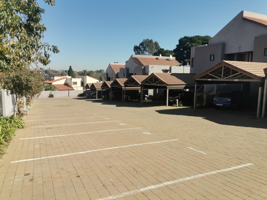 2 Bedroom Property for Sale in Woodmead Gauteng