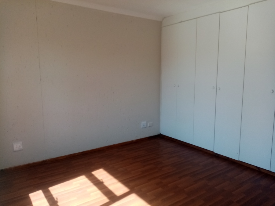 2 Bedroom Property for Sale in Eveleigh Gauteng