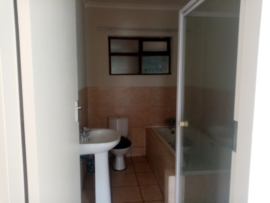 2 Bedroom Property for Sale in Eveleigh Gauteng