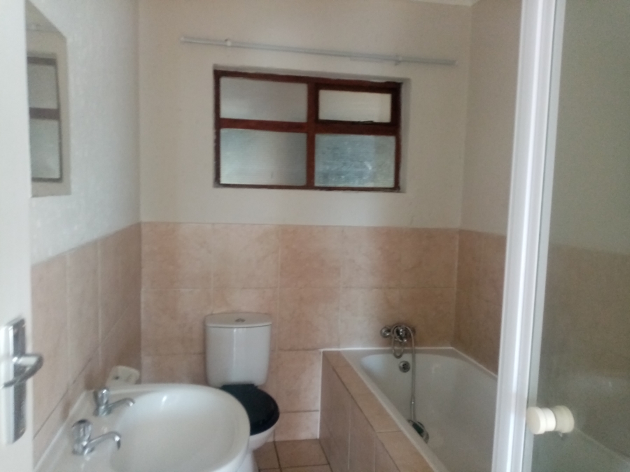 2 Bedroom Property for Sale in Eveleigh Gauteng