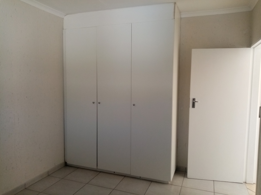 2 Bedroom Property for Sale in Eveleigh Gauteng