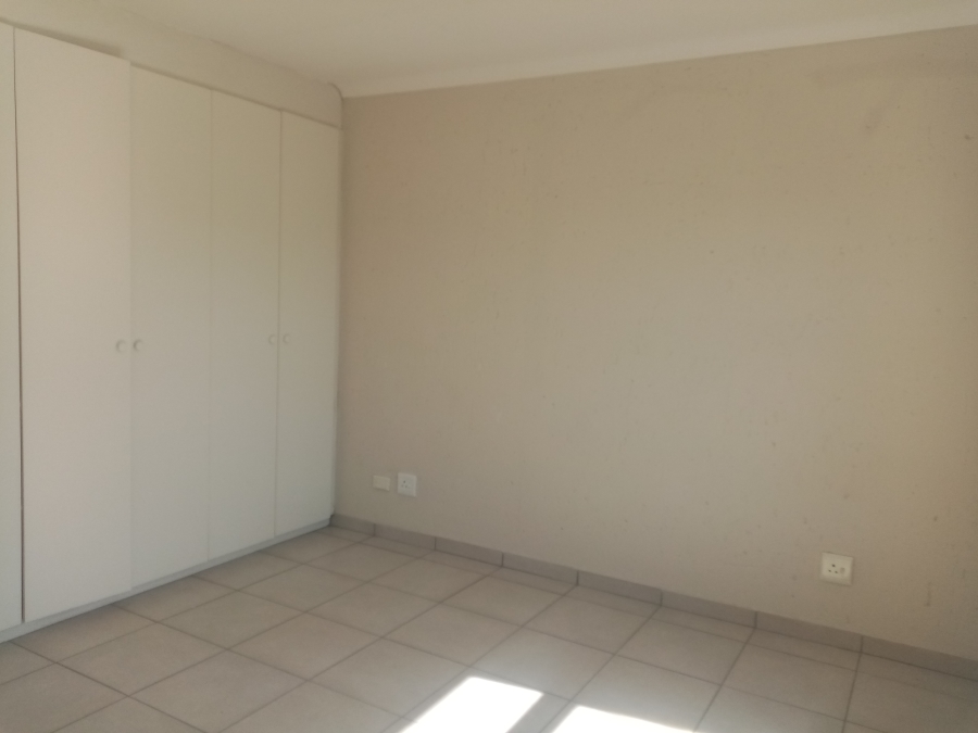 2 Bedroom Property for Sale in Eveleigh Gauteng