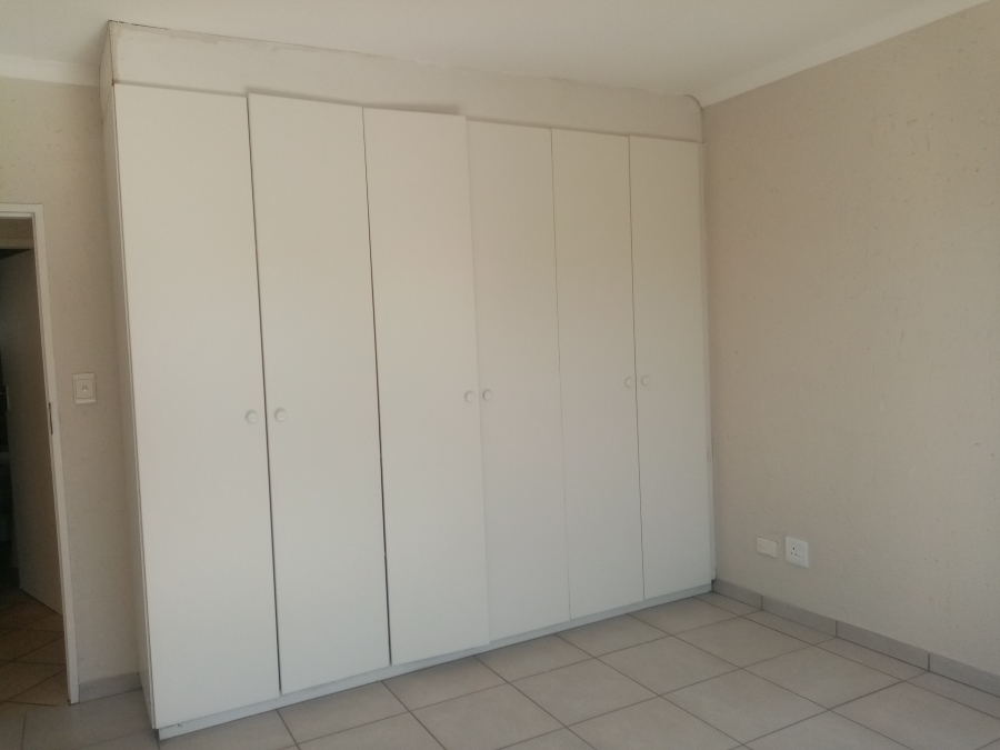 2 Bedroom Property for Sale in Eveleigh Gauteng