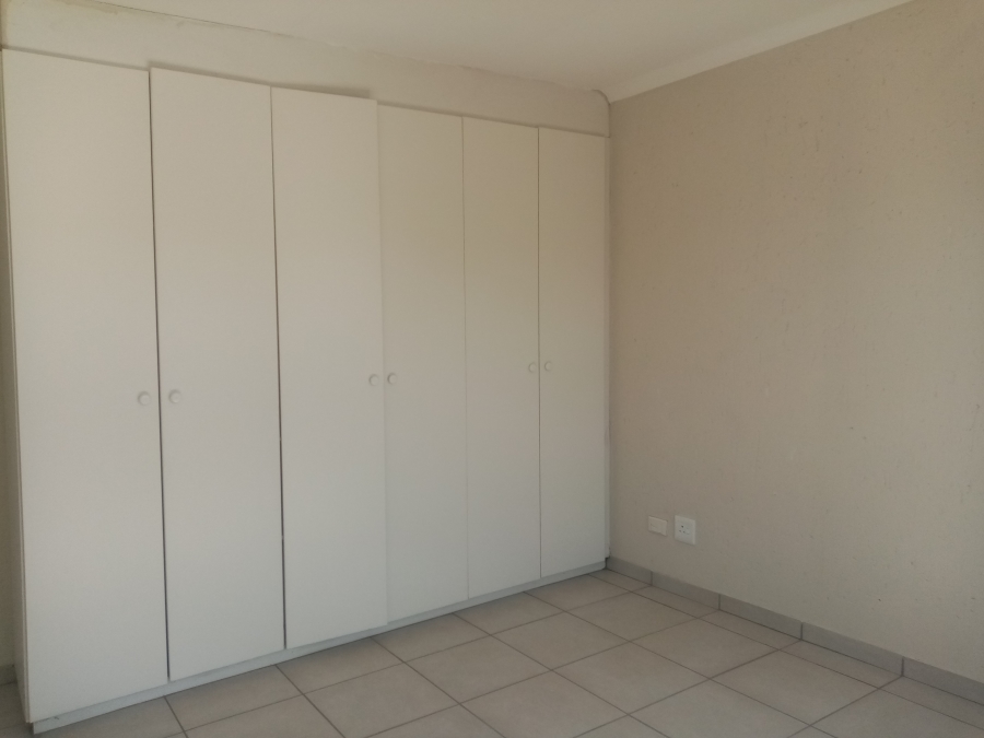 2 Bedroom Property for Sale in Eveleigh Gauteng