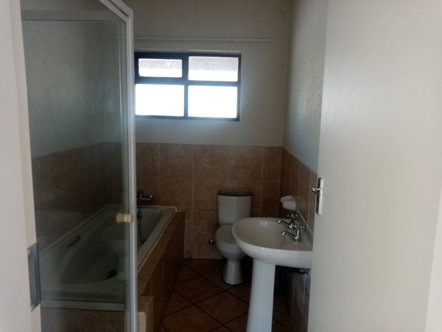 2 Bedroom Property for Sale in Eveleigh Gauteng