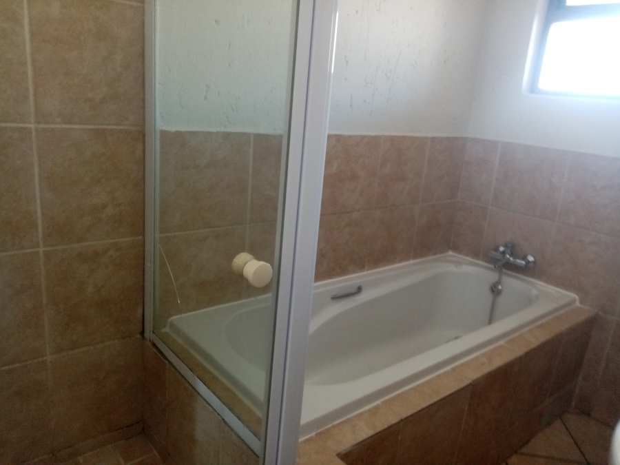 2 Bedroom Property for Sale in Eveleigh Gauteng