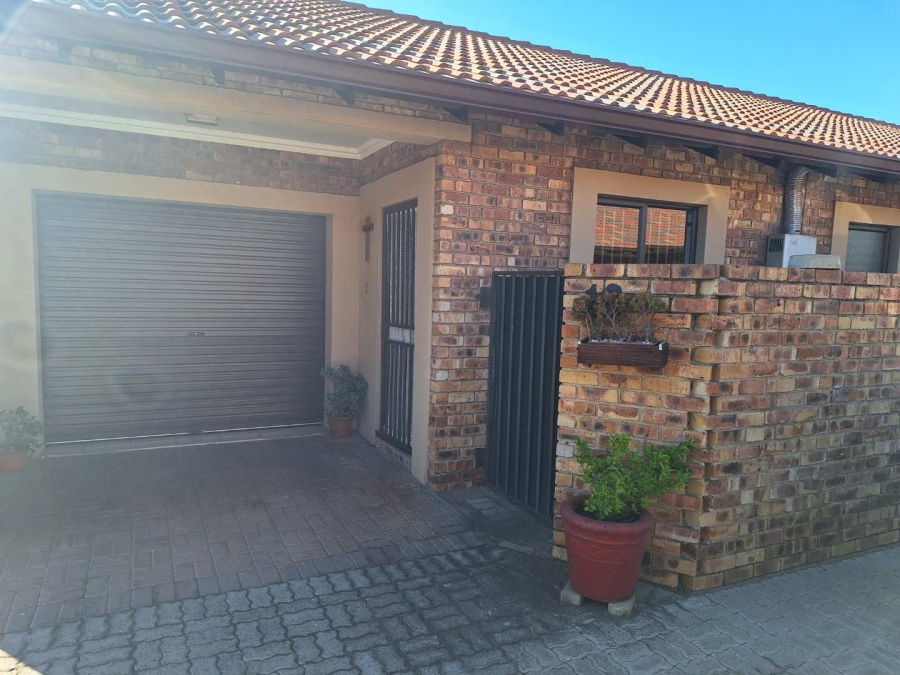 2 Bedroom Property for Sale in Riversdale Gauteng